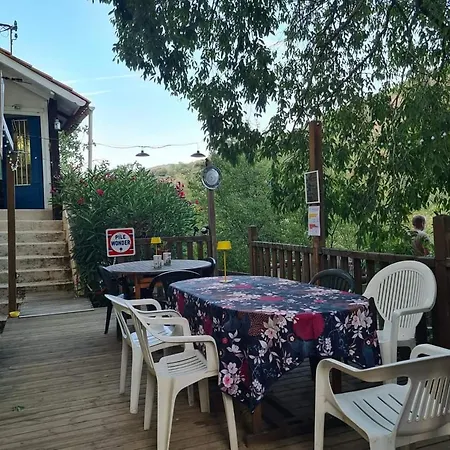 Pleine Nature אתר קמפינג *